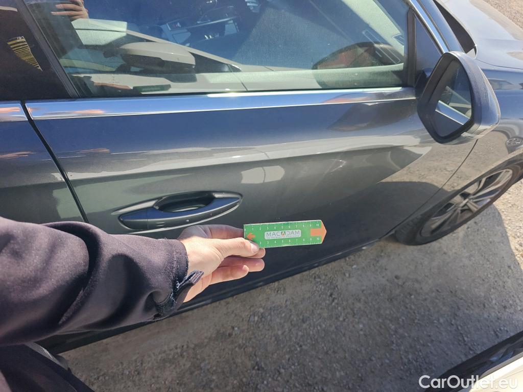  Peugeot  508 PEUGEOT  / 2018 / 5P / berlina con portón 5P Business Line BlueHDi 130 EAT8 (AC) #3