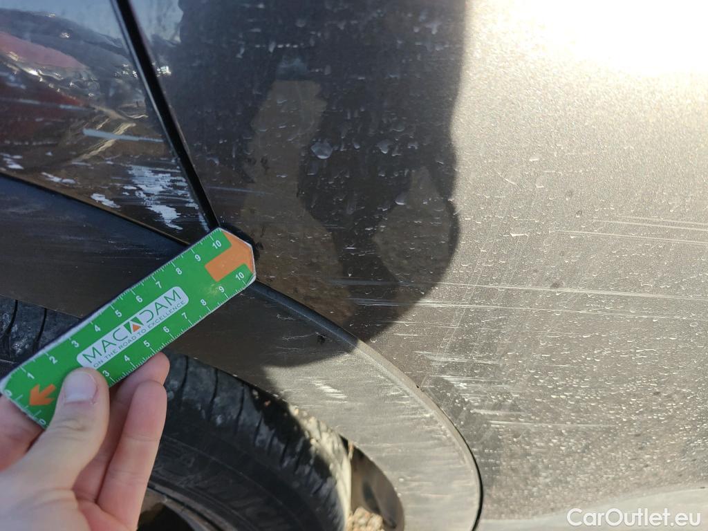  Opel   Grandland X OPEL / 2017 / 5P / todoterreno 1.2 Turbo Design Line EPARTNERS #7