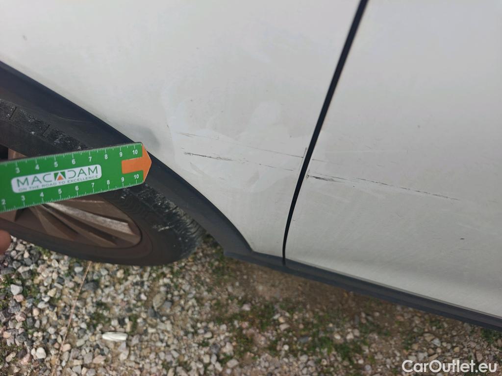  Seat  Arona SEAT  / 2017 / 5P / todoterreno 1.0 TSI 81kW (110CV) Style Plus (AC) #38