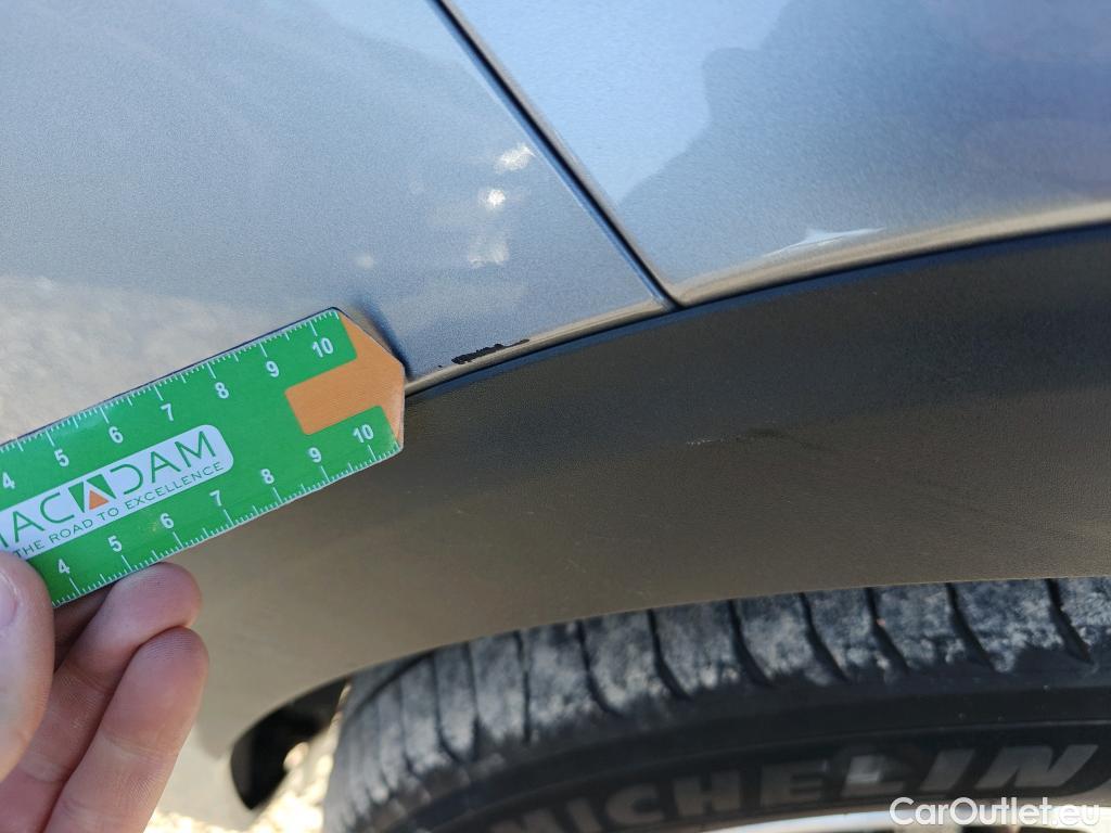  Peugeot  3008  Allure Pack 1.5 HDi 130CV AT8 E6d #30