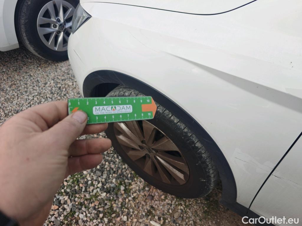  Seat  Arona SEAT  / 2017 / 5P / todoterreno 1.0 TSI 81kW (110CV) Style Plus (AC) #33