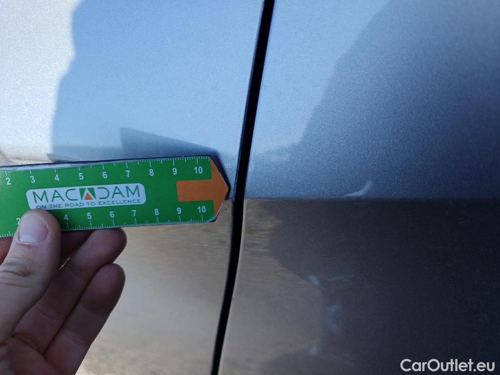  Peugeot  3008  Allure Pack 1.5 HDi 130CV AT8 E6d #21