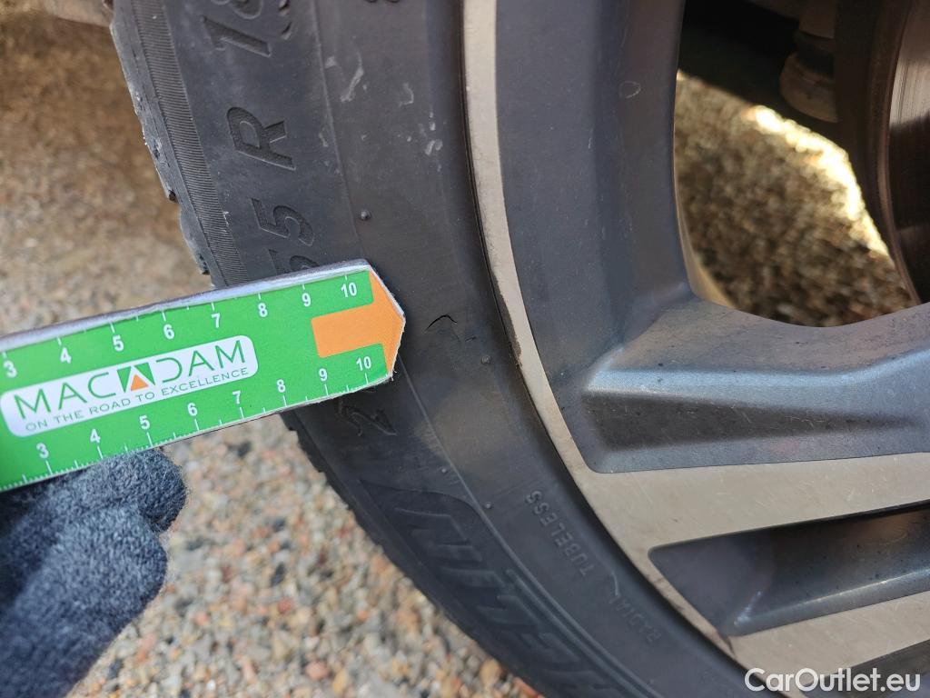  Nissan  Qashqai NISSAN  / 2017 / 5P / todoterreno DIG-T 103 kW (140 CV) E6D N-STYLE #3