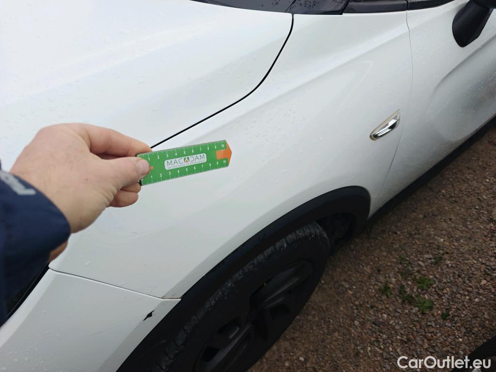  Opel  Crossland OPEL  X / 2017 / 5P / todoterreno 1.2 81kW Design Line 120 Aniversario S/S (CX) #22