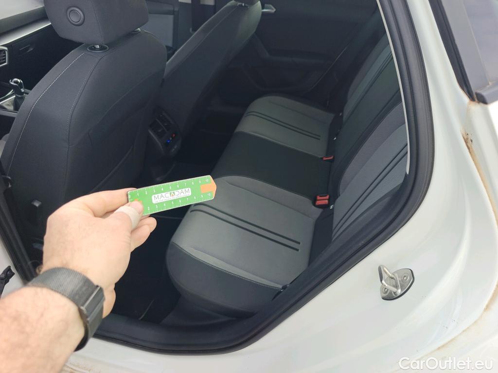  Land Rover  Discovery SEAT Nuevo León / 2020 / 5P / berlina con portón 2.0 TDI 85kW S&S Style Go (AC3) #2