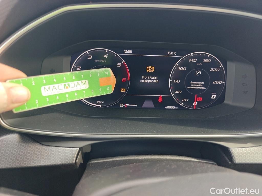  Land Rover  Discovery SEAT Nuevo León / 2020 / 5P / berlina con portón 2.0 TDI 85kW S&S Style Go (AC3) #9