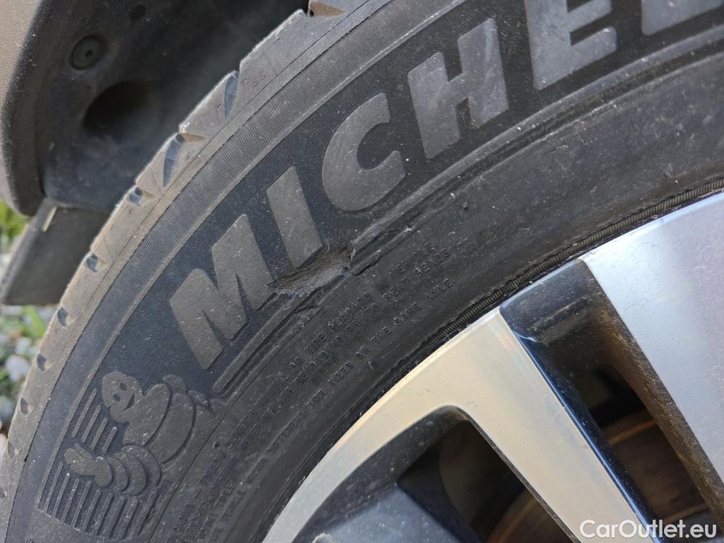  Peugeot  3008  Allure Pack 1.5 HDi 130CV AT8 E6d #9