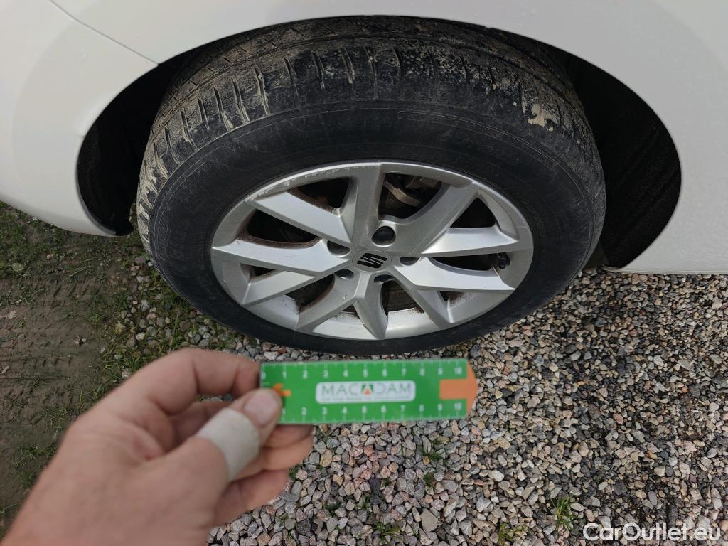  Land Rover  Discovery SEAT Nuevo León / 2020 / 5P / berlina con portón 2.0 TDI 85kW S&S Style Go (AC3) #3