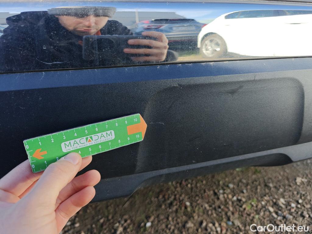  Peugeot  3008  Allure Pack 1.5 HDi 130CV AT8 E6d #37