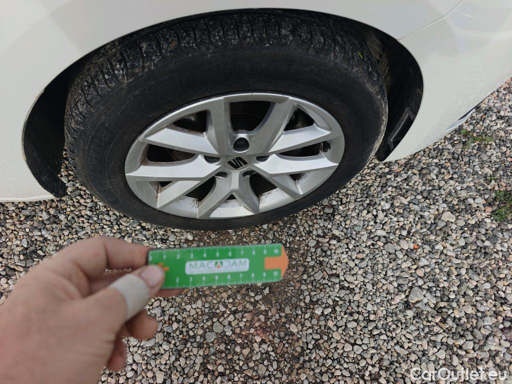  Land Rover  Discovery SEAT Nuevo León / 2020 / 5P / berlina con portón 2.0 TDI 85kW S&S Style Go (AC3) #5