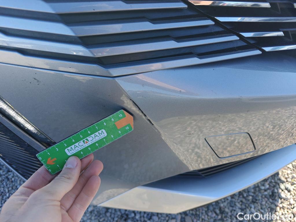  Peugeot  3008  Allure Pack 1.5 HDi 130CV AT8 E6d #28