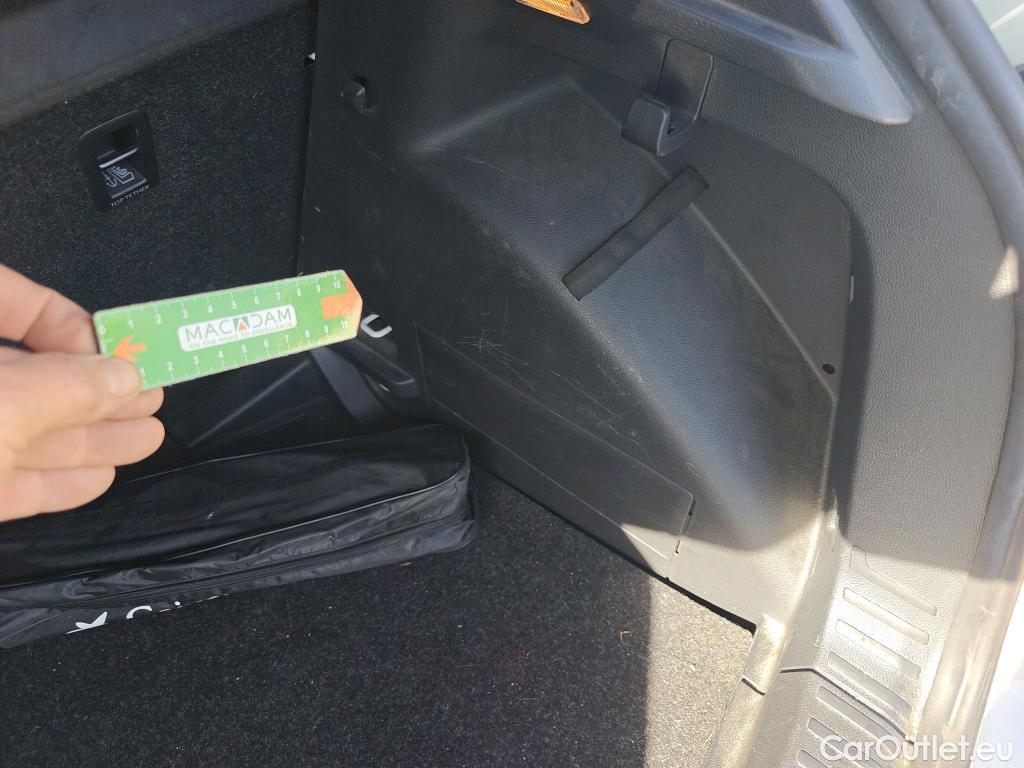  Skoda  Fabia SKODA  / 2021 / 5P / berlina con portón 1.0 TSI 70kW (95CV) Ambition (AC2) #25