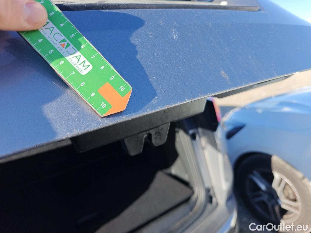  Peugeot  3008  Allure Pack 1.5 HDi 130CV AT8 E6d #4