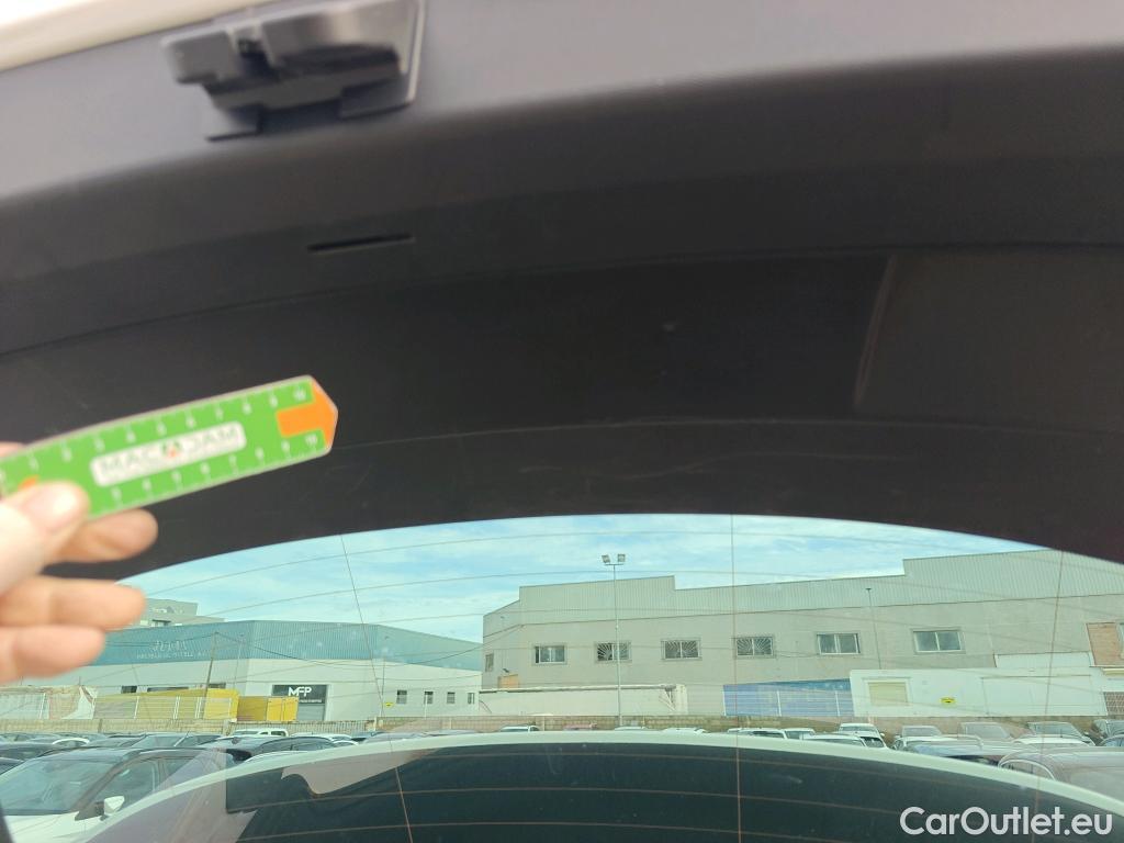  Land Rover  Discovery SEAT Nuevo León / 2020 / 5P / berlina con portón 2.0 TDI 85kW S&S Style Go (AC3) #8