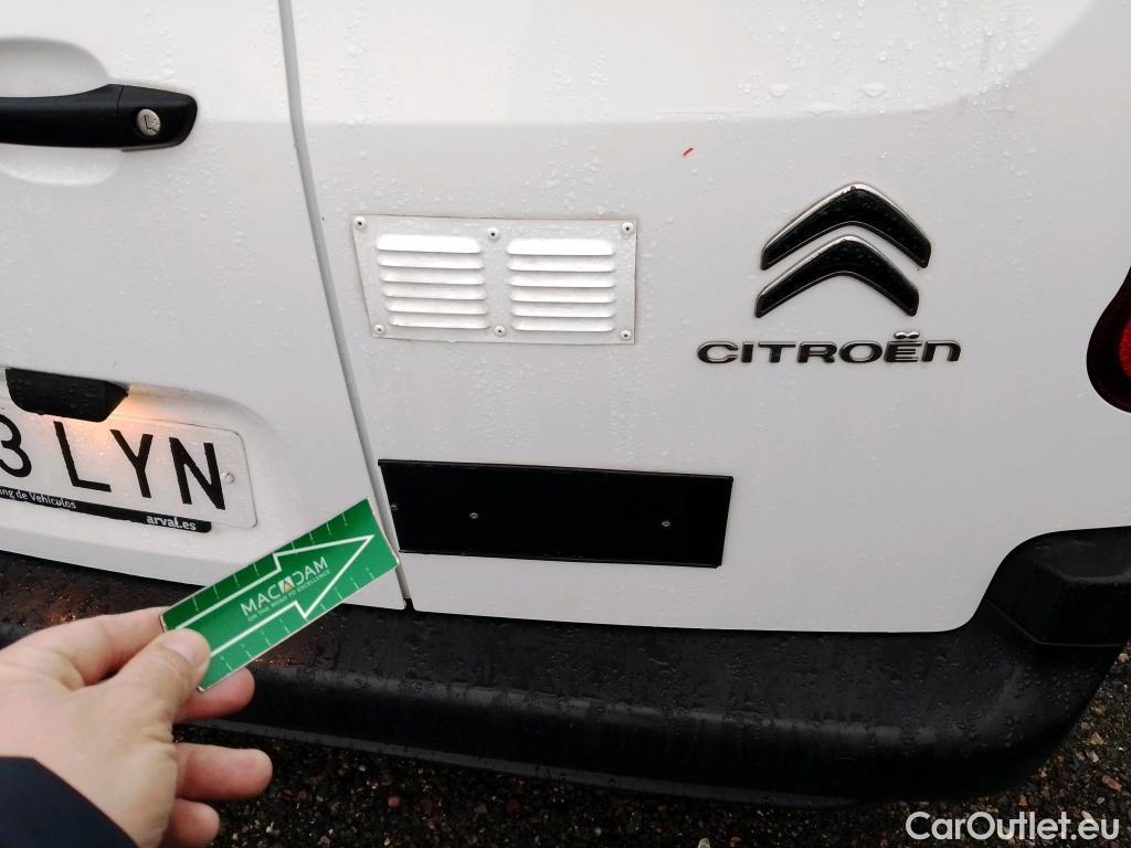  Citroen  Berlingo CITROEN  / 2018 / 3P / furgón derivado de turismo Talla M BlueHDi 100 CONTROL #26