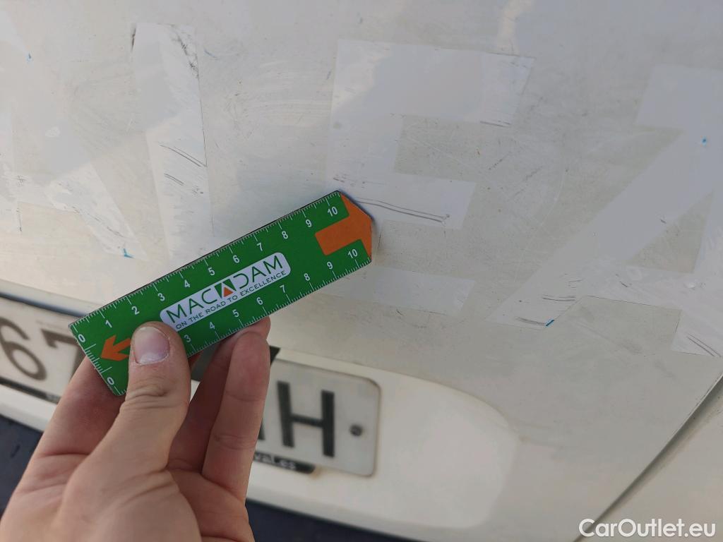  Citroen  Berlingo CITROEN  / 2018 / 4P / monovolumen compacto Talla M BlueHDi 100 S&S LIVE #24