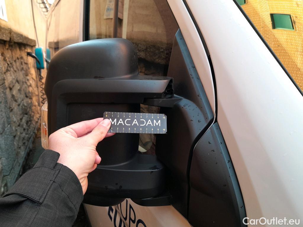  Citroen  Jumper CITROEN  / 2014 / 4P / furgón BlueHDi 103KW (140CV) Furgón 33L2H1  #13