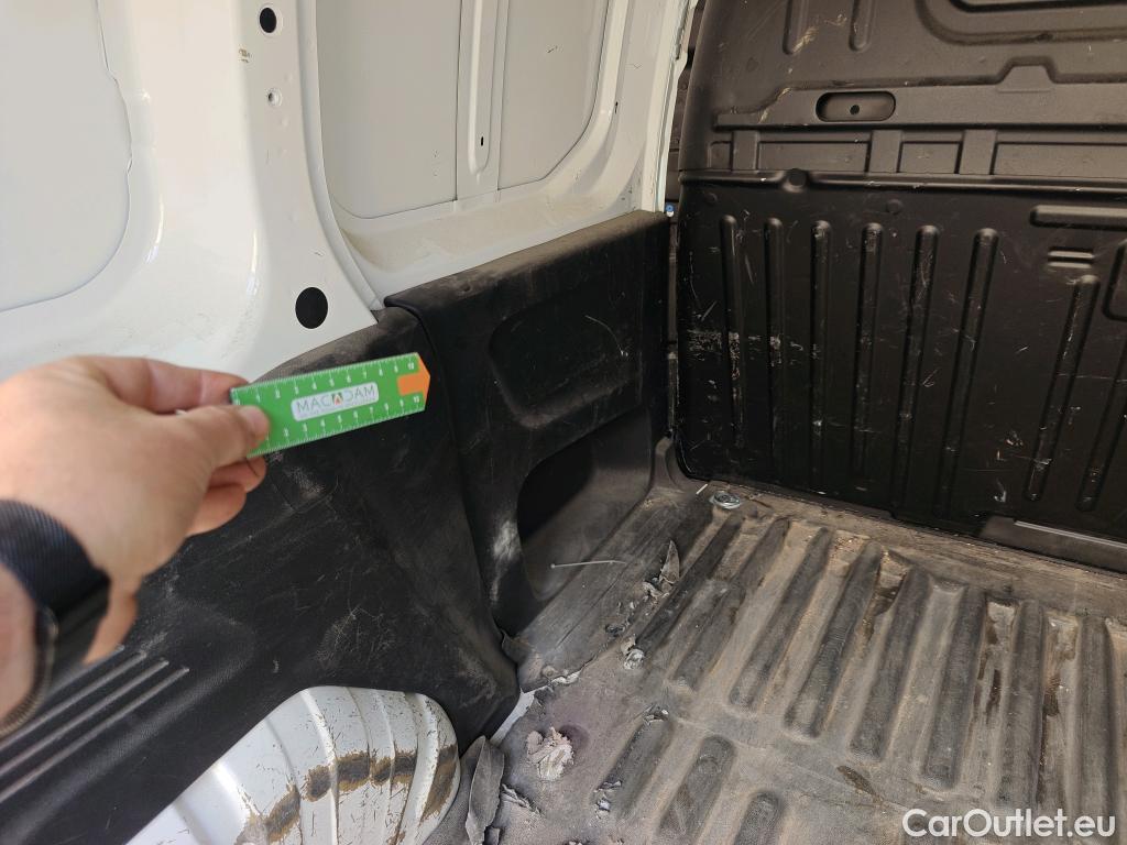  Citroen  Berlingo CITROEN  / 2018 / 3P / furgón derivado de turismo Talla M BlueHDi 100 CONTROL #9