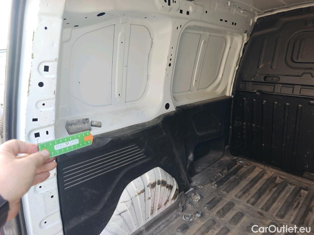  Citroen  Berlingo CITROEN  / 2018 / 3P / furgón derivado de turismo Talla M BlueHDi 100 CONTROL #22