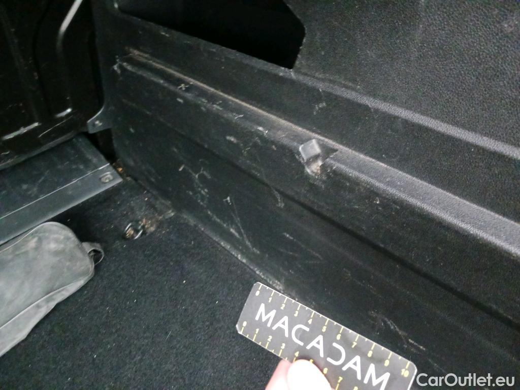  Citroen  Berlingo CITROEN  / 2015 / 4P / combi Talla M BlueHDi 100 S&S LIVE (IND) #16