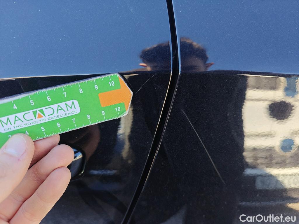  Volkswagen  T-ROC VOLKSWAGEN  / 2017 / 5P / todoterreno Advance 2.0 TDI 85kW (115CV) #8