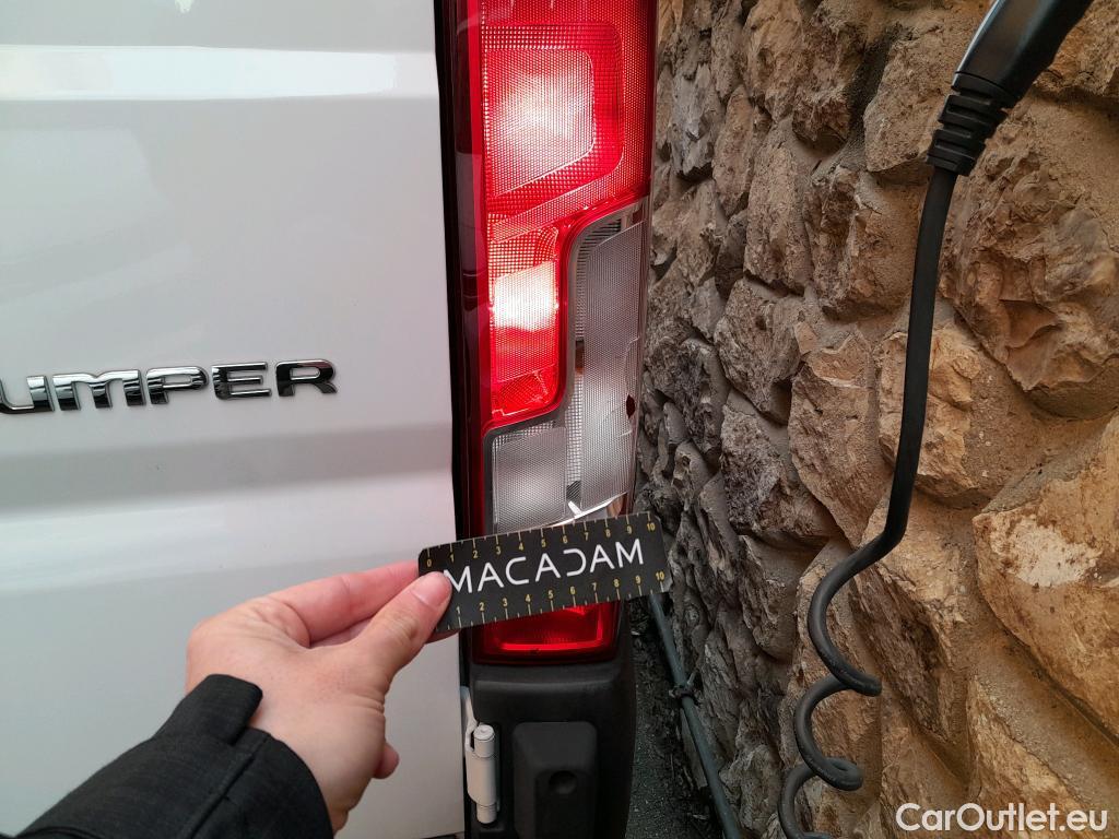  Citroen  Jumper CITROEN  / 2014 / 4P / furgón BlueHDi 103KW (140CV) Furgón 33L2H1  #3