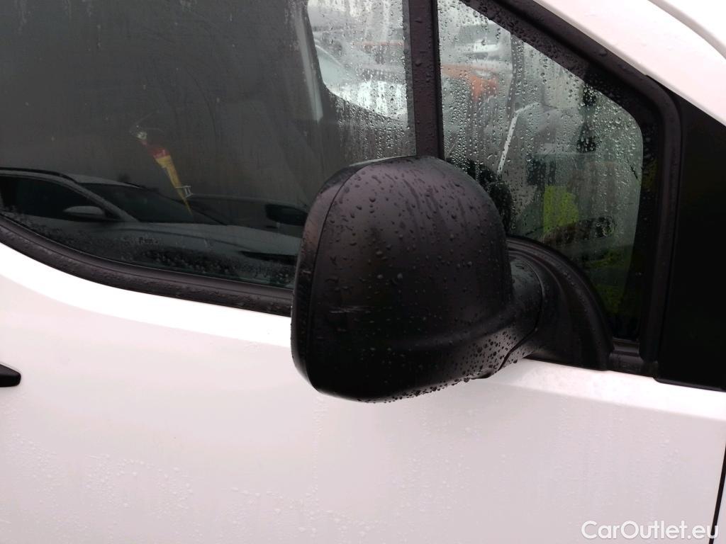  Citroen  Berlingo CITROEN  / 2018 / 3P / furgón derivado de turismo Talla M BlueHDi 100 CONTROL #19