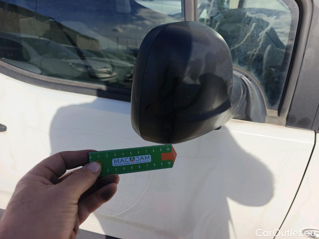  Citroen  Berlingo CITROEN  / 2018 / 3P / furgón derivado de turismo Talla M BlueHDi 100 CONTROL #50