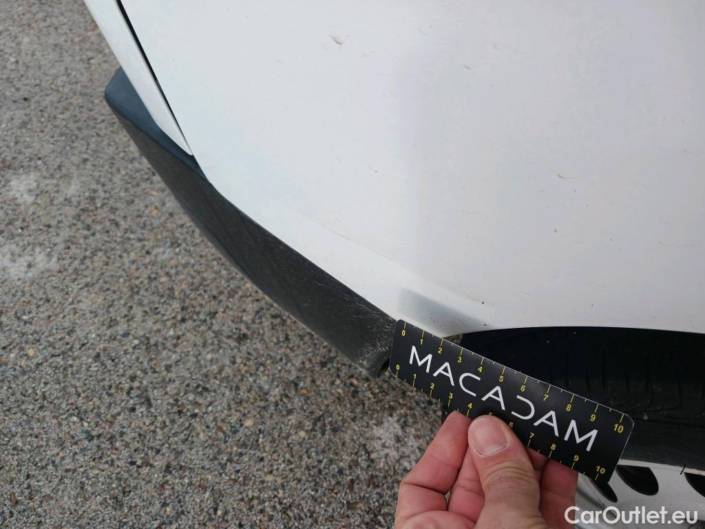  Citroen  Berlingo CITROEN  / 2018 / 4P / combi Talla M BlueHDi 100 S&S LIVE (AC) #8