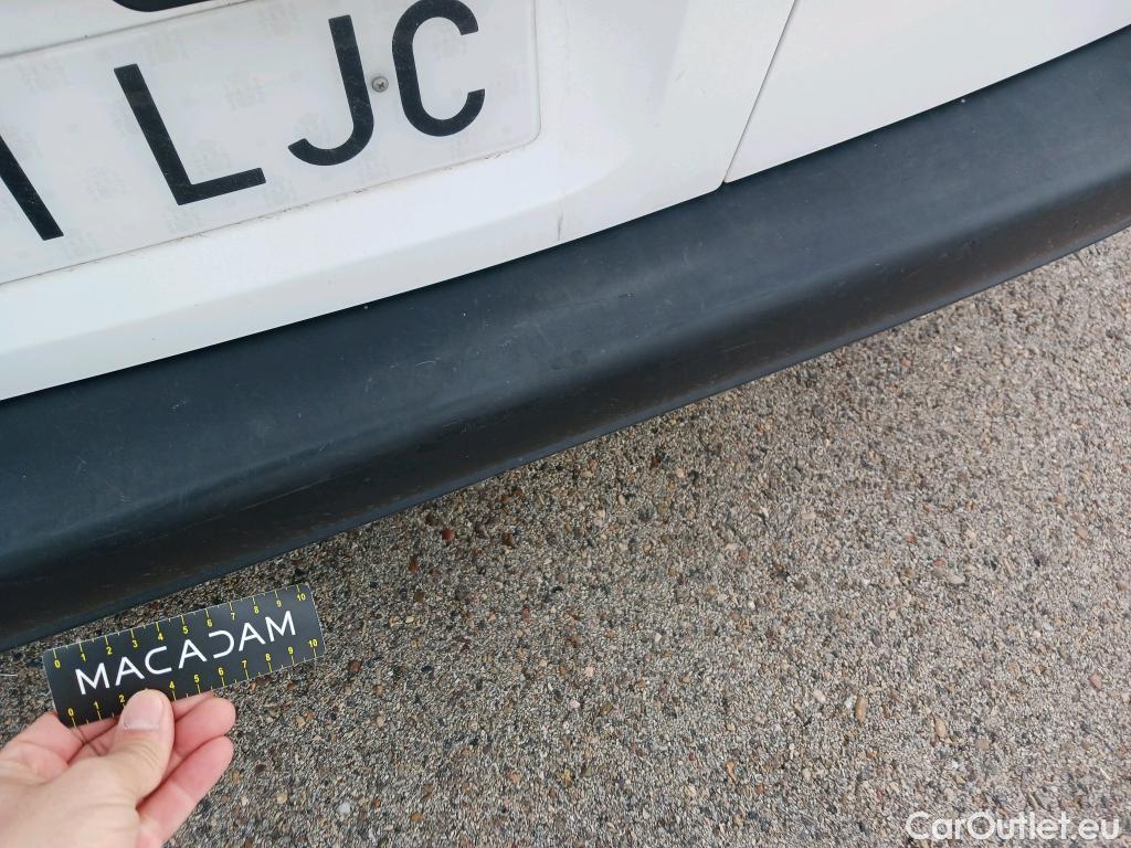  Citroen  Berlingo CITROEN  / 2018 / 4P / combi Talla M BlueHDi 100 S&S LIVE (AC) #46