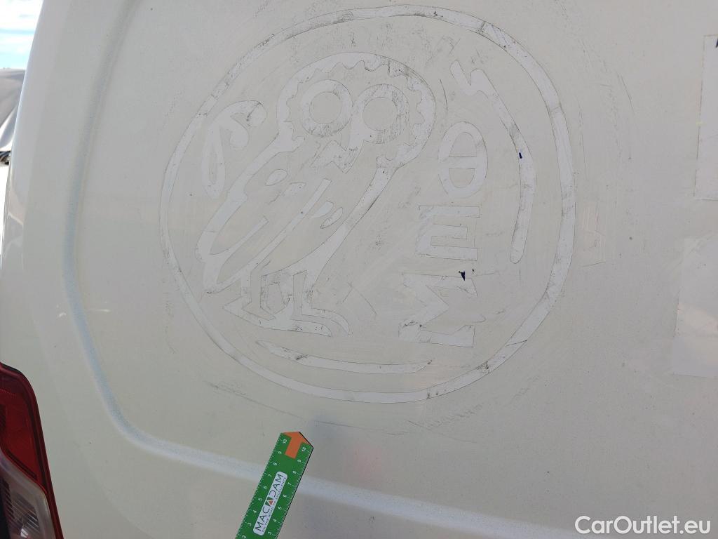  Citroen  Berlingo CITROEN  / 2018 / 3P / furgón derivado de turismo Talla M BlueHDi 100 CONTROL #27