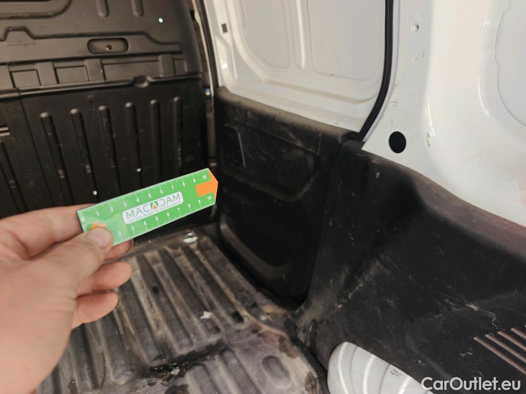  Citroen  Berlingo CITROEN  / 2018 / 3P / furgón derivado de turismo Talla M BlueHDi 100 CONTROL #7