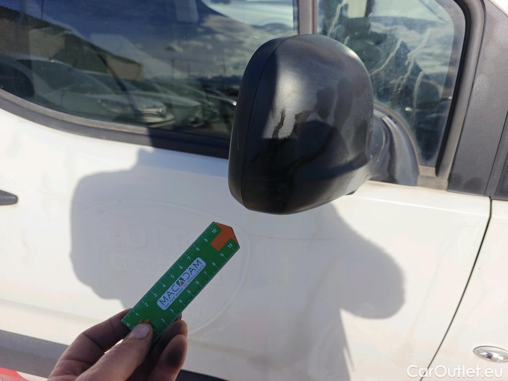  Citroen  Berlingo CITROEN  / 2018 / 3P / furgón derivado de turismo Talla M BlueHDi 100 CONTROL #51