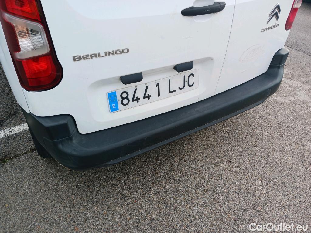  Citroen  Berlingo CITROEN  / 2018 / 4P / combi Talla M BlueHDi 100 S&S LIVE (AC) #45