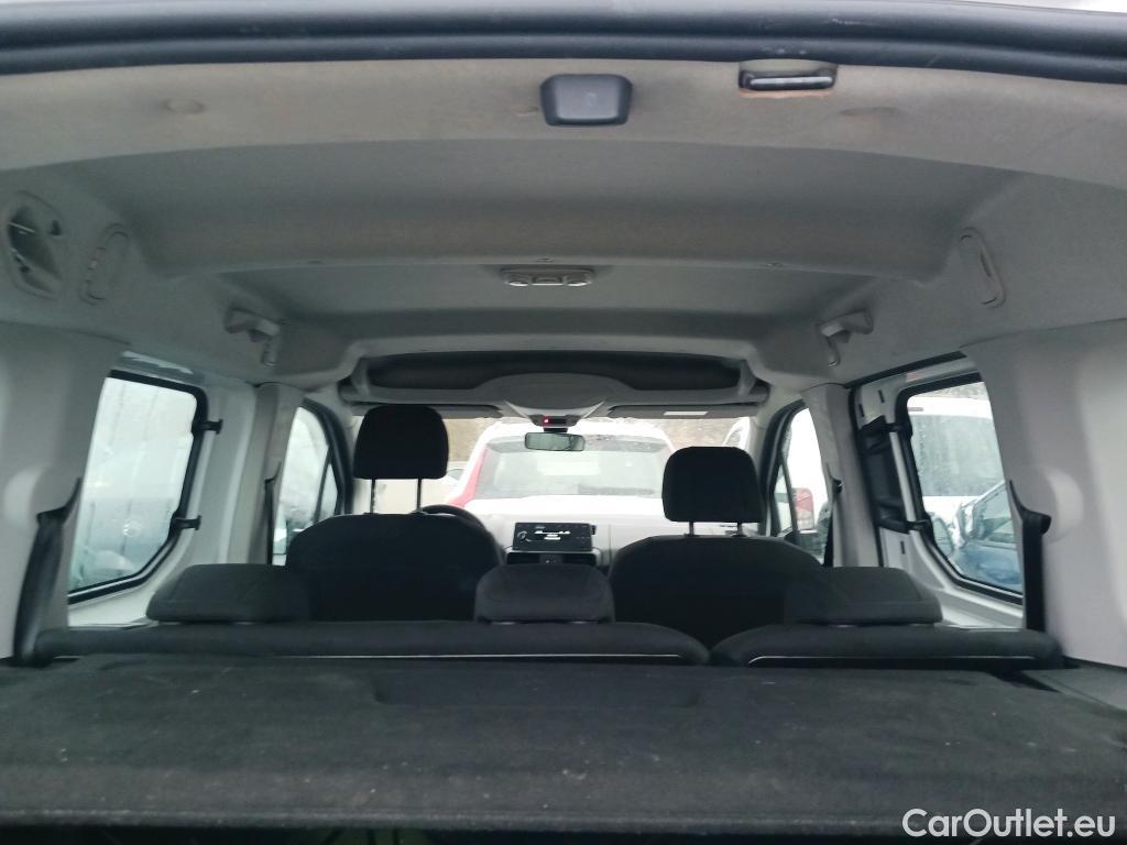  Citroen  Berlingo CITROEN  / 2015 / 4P / combi Talla M BlueHDi 100 S&S LIVE (IND) #20