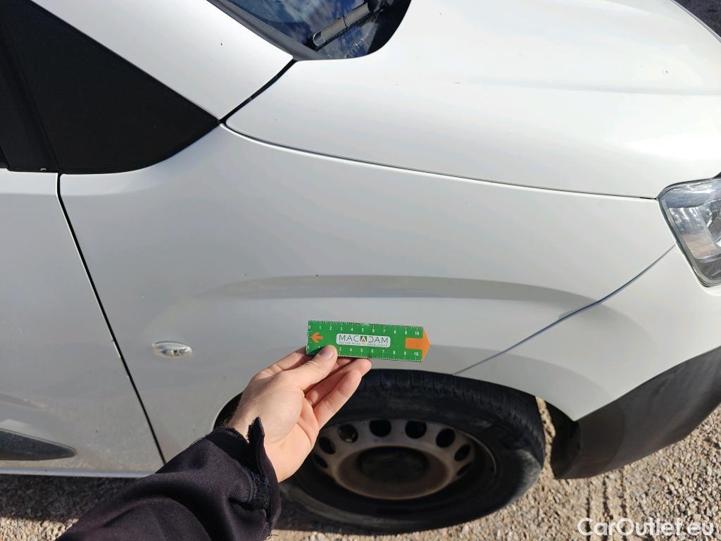  Citroen  Berlingo CITROEN  / 2018 / 4P / monovolumen compacto Talla M BlueHDi 100 S&S LIVE #90