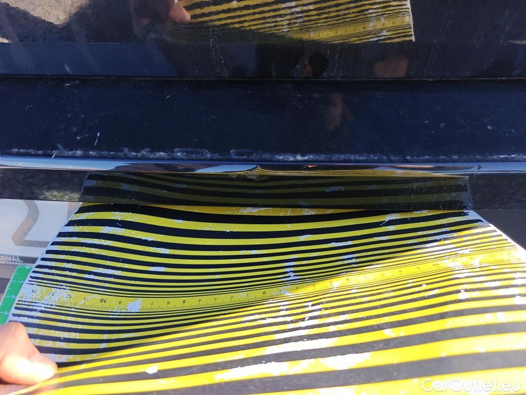  Volkswagen  T-ROC VOLKSWAGEN  / 2017 / 5P / todoterreno Advance 2.0 TDI 85kW (115CV) #2