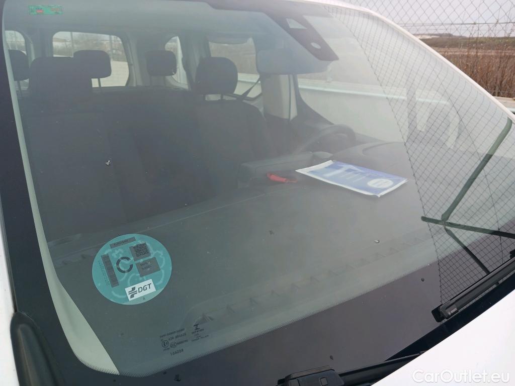  Citroen  Berlingo CITROEN  / 2018 / 4P / combi Talla M BlueHDi 100 S&S LIVE (AC) #1