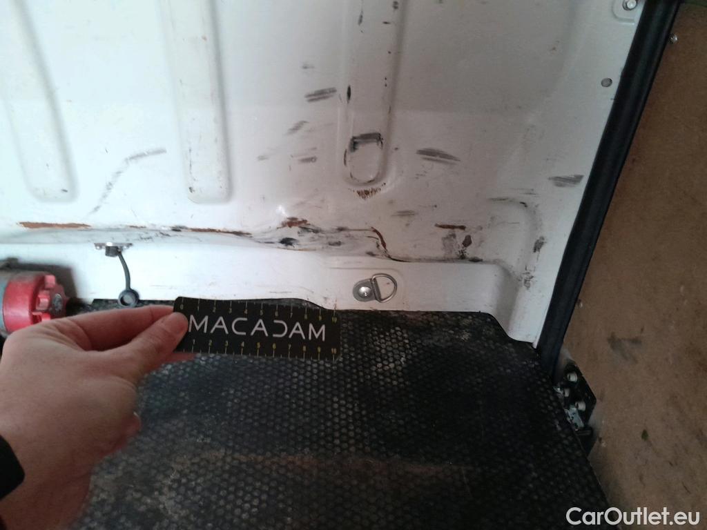  Citroen  Jumper CITROEN  / 2014 / 4P / furgón BlueHDi 103KW (140CV) Furgón 33L2H1  #22