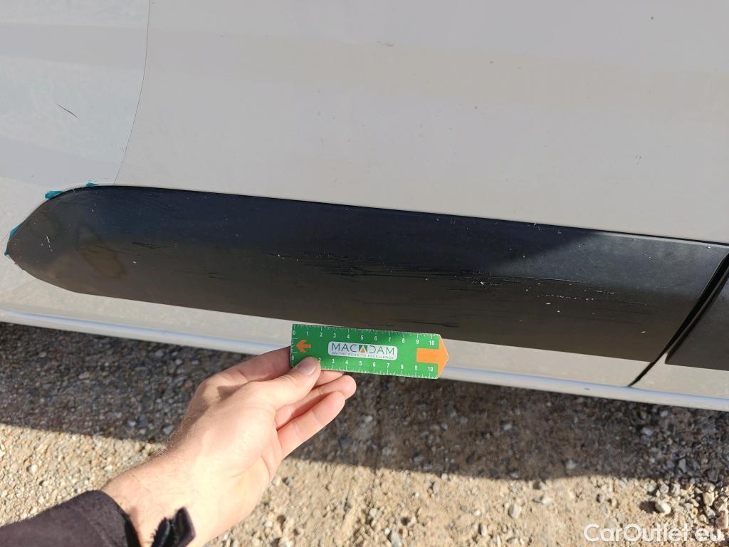  Citroen  Berlingo CITROEN  / 2018 / 4P / monovolumen compacto Talla M BlueHDi 100 S&S LIVE #80