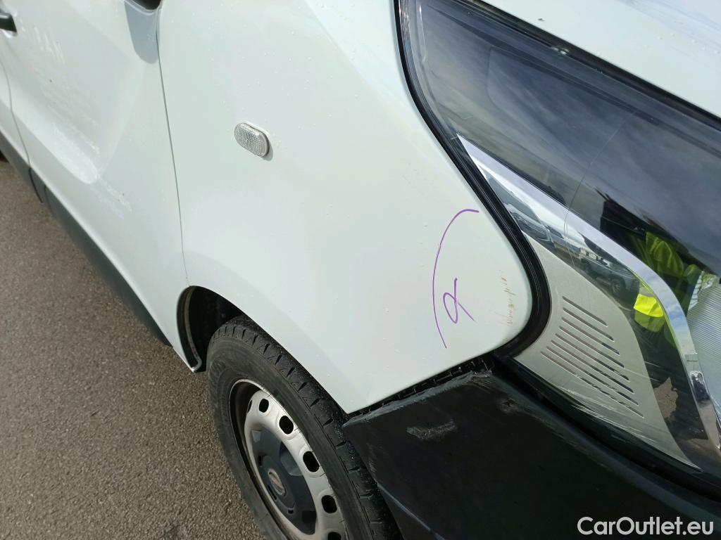  Nissan  NV300 NISSAN  / 2016 / 4P / furgón 1.6dCi 70kW (95CV) L1H1 1T OPTIMA #37