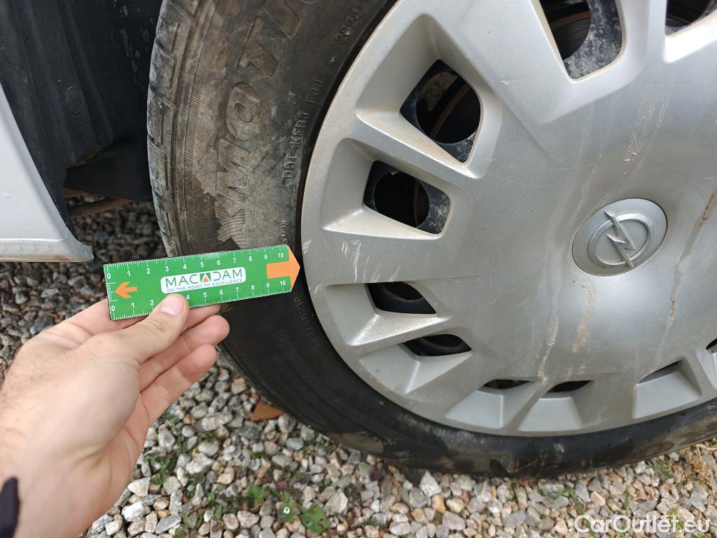  Opel  Combo OPEL  Life / 2018 / 5P / combi 1.5 TD 75kW (100CV) S/S Edition L (IND) #100