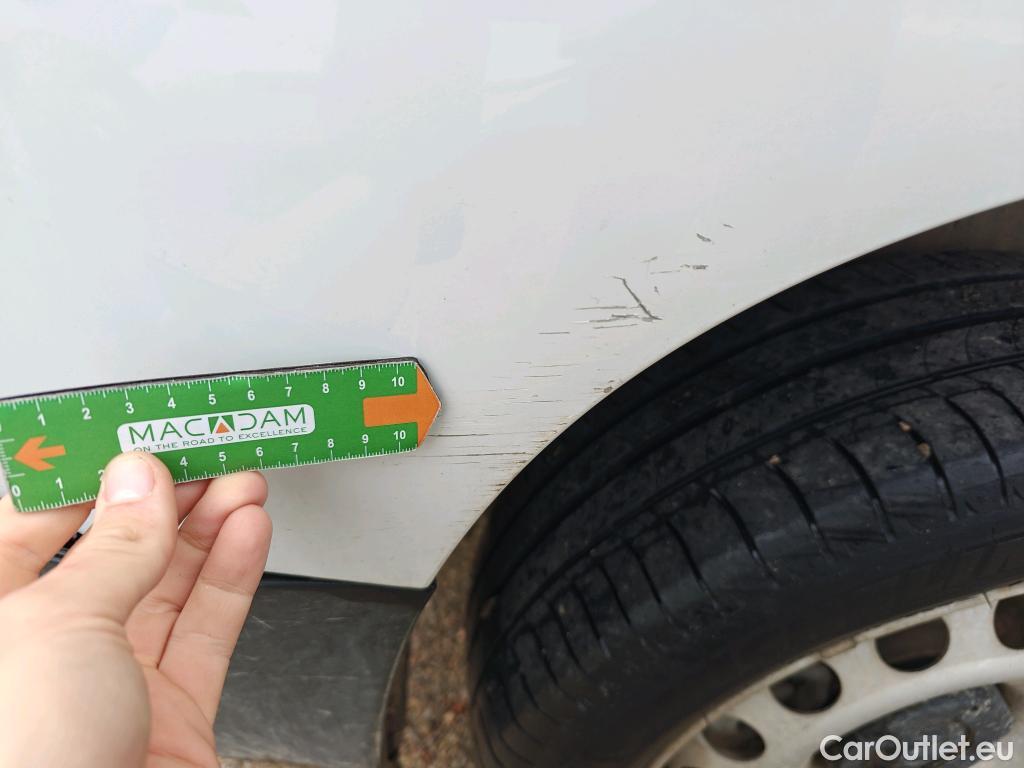  Opel  Combo OPEL  / 2018 / 3P / furgón derivado de turismo Cargo L 1000kg Diesel 1.5 100HP S&S MT E (AC) #6