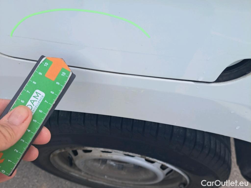  Opel  Combo OPEL  / 2018 / 3P / furgón derivado de turismo 1.5 TD 75kW (100CV) Express L H1 650kg (AC) #46