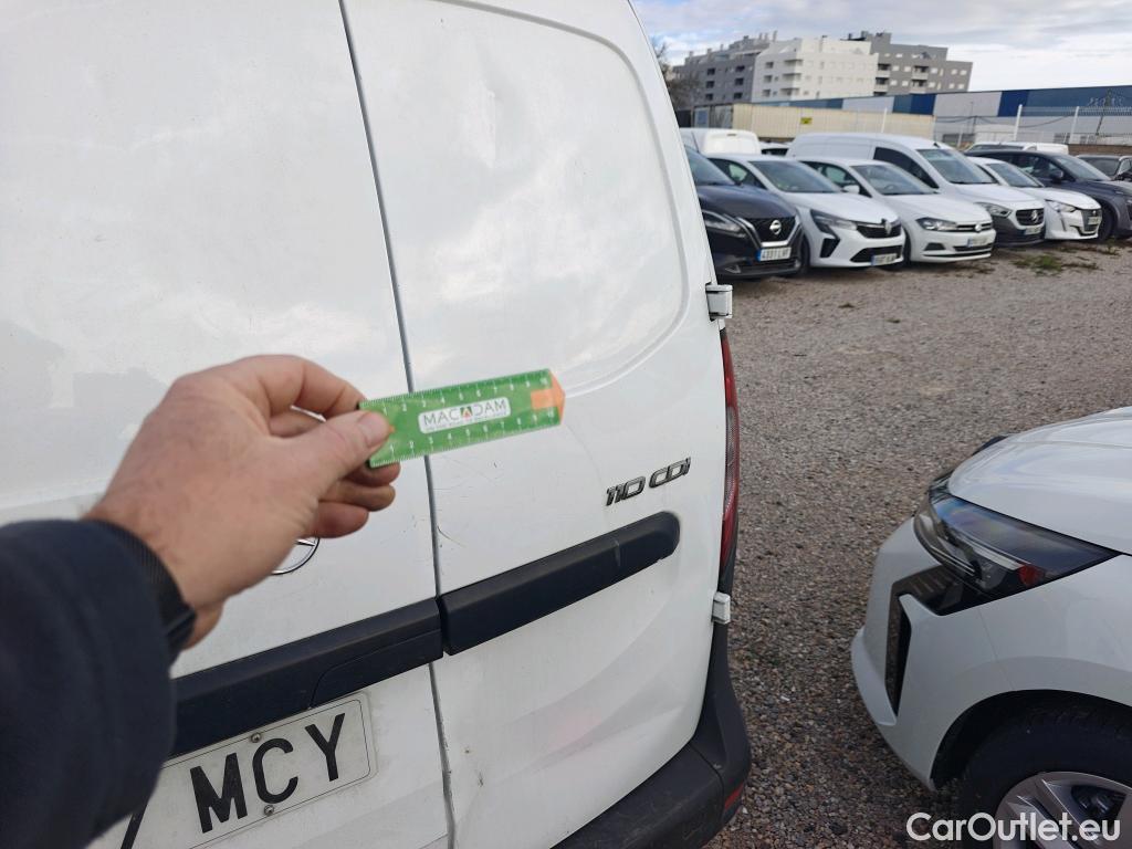  Mercedes  Citan MERCEDES-BENZ  / 2021 / 4P / furgón derivado de turismo 110 CDI 70kW Furgón Base Largo #7