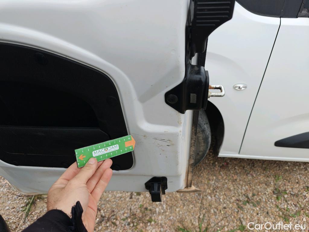  Opel  Combo OPEL  Life / 2018 / 5P / combi 1.5 TD 75kW (100CV) S/S Edition L (IND) #44