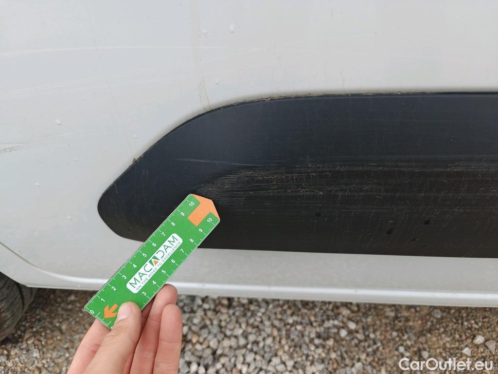  Opel  Combo OPEL  Life / 2018 / 5P / combi 1.5 TD 75kW (100CV) S/S Edition L (IND) #79