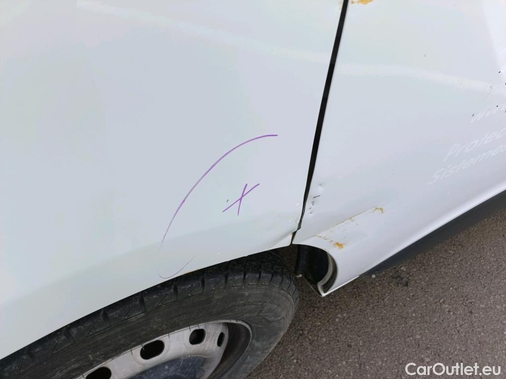  Nissan  NV300 NISSAN  / 2016 / 4P / furgón 1.6dCi 70kW (95CV) L1H1 1T OPTIMA #26