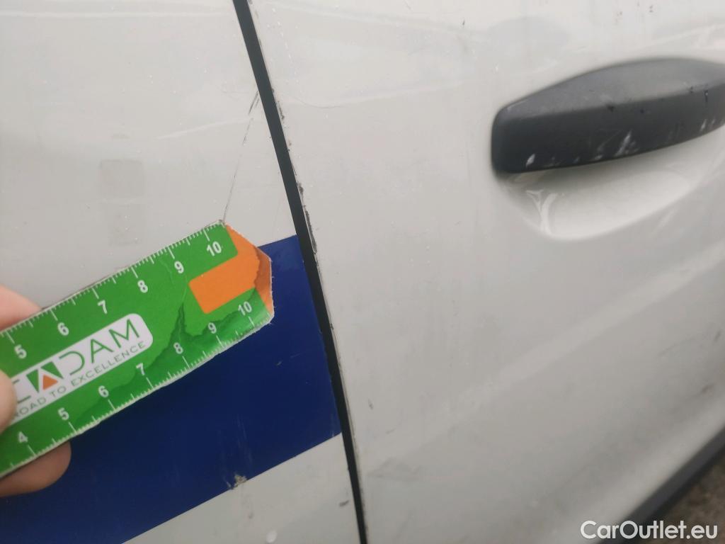  Dacia  Dokker DACIA  / 2013 / 4P / furgón derivado de turismo Van Essential dCi 55kW (75CV) #21