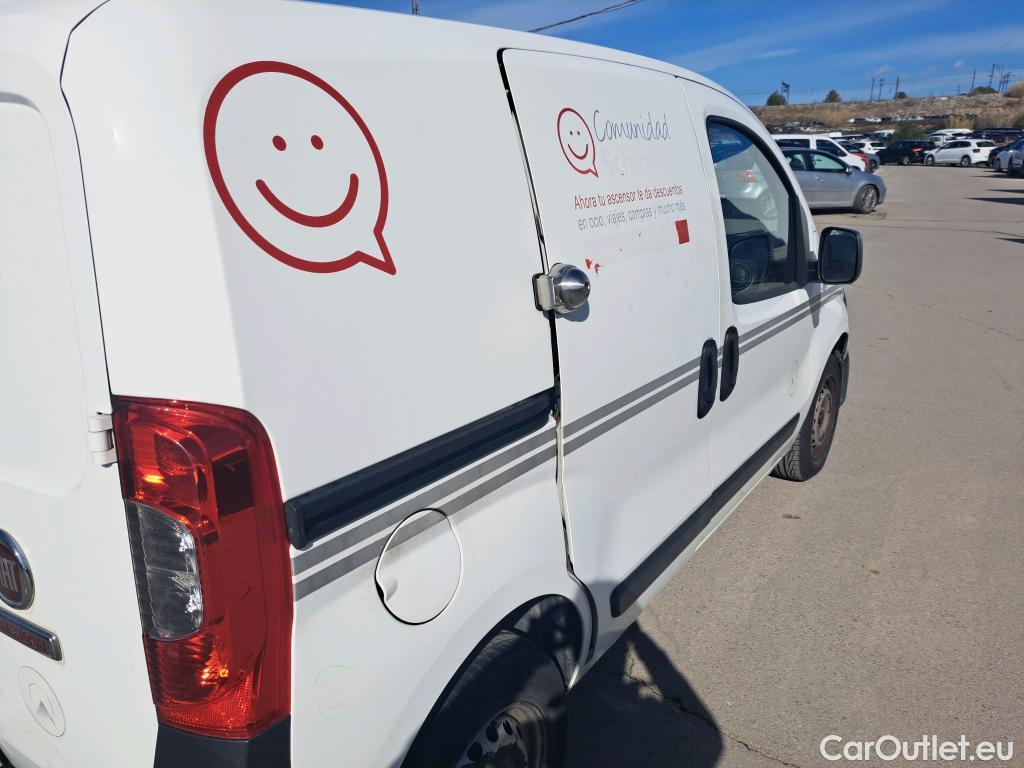  Fiat  Fiorino FIAT  / 2016 / 3P / furgón derivado de turismo Cargo Base 1.3 Mjet 59kW (80CV) E6 #12